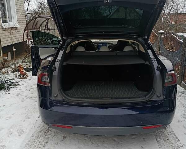 Синій Тесла Модель С, об'ємом двигуна 0 л та пробігом 186 тис. км за 11300 $, фото 4 на Automoto.ua