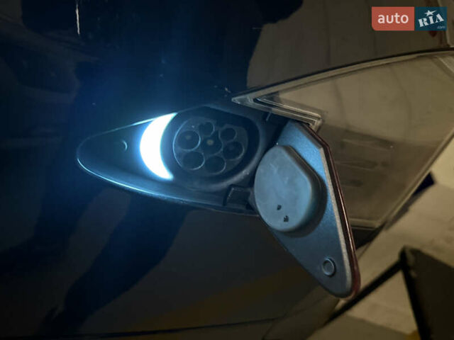 Синій Тесла Модель С, об'ємом двигуна 0 л та пробігом 131 тис. км за 12700 $, фото 51 на Automoto.ua