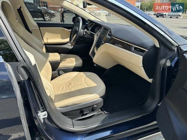 Тесла Модель С 2013 у Києві на Automoto.ua Синій Тесла Модель С, об'ємом двигуна 0 л та пробігом 165 тис. км за 13333 $, фото 15 на Automoto.ua
