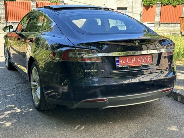 Синий Тесла Модель С, объемом двигателя 0 л и пробегом 122 тыс. км за 8600 $, фото 5 на Automoto.ua