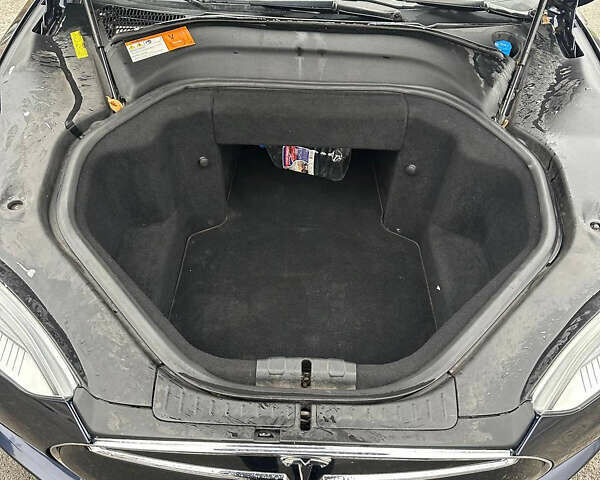 Синий Тесла Модель С, объемом двигателя 0 л и пробегом 165 тыс. км за 12500 $, фото 11 на Automoto.ua