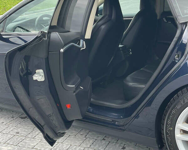 Синій Тесла Модель С, об'ємом двигуна 0 л та пробігом 131 тис. км за 12700 $, фото 39 на Automoto.ua