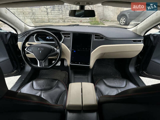 Синий Тесла Модель С, объемом двигателя 0 л и пробегом 210 тыс. км за 14500 $, фото 11 на Automoto.ua