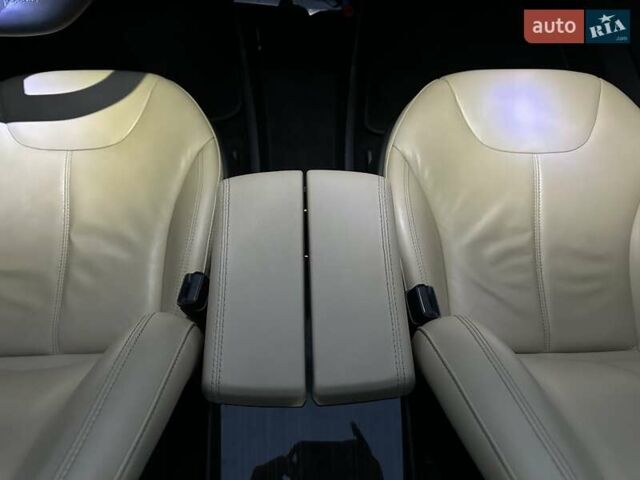 Синій Тесла Модель С, об'ємом двигуна 0 л та пробігом 165 тис. км за 13300 $, фото 26 на Automoto.ua