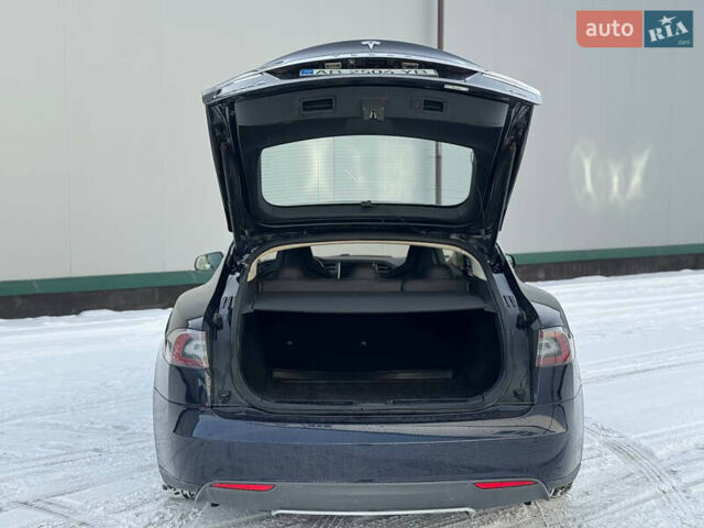 Синій Тесла Модель С, об'ємом двигуна 0 л та пробігом 110 тис. км за 12500 $, фото 8 на Automoto.ua