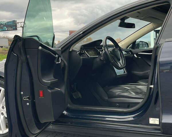 Синій Тесла Модель С, об'ємом двигуна 0 л та пробігом 131 тис. км за 12700 $, фото 42 на Automoto.ua