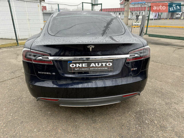 Синий Тесла Модель С, объемом двигателя 0 л и пробегом 165 тыс. км за 13990 $, фото 2 на Automoto.ua