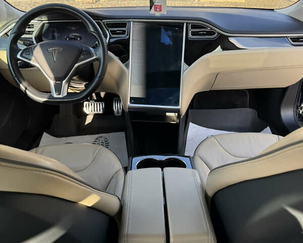 Синий Тесла Модель С, объемом двигателя 0 л и пробегом 150 тыс. км за 13900 $, фото 24 на Automoto.ua