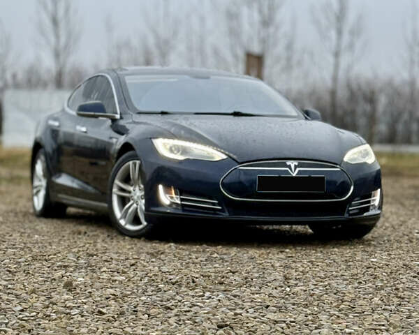 Синий Тесла Модель С, объемом двигателя 0 л и пробегом 191 тыс. км за 11650 $, фото 2 на Automoto.ua
