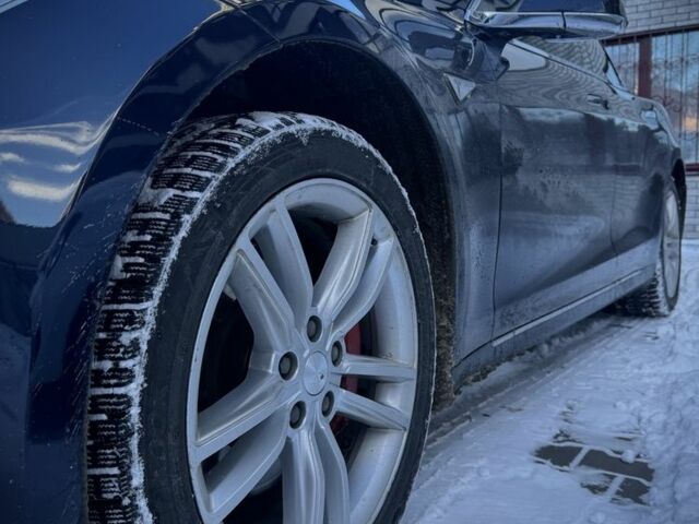 Синій Тесла Модель С, об'ємом двигуна 0 л та пробігом 167 тис. км за 13700 $, фото 3 на Automoto.ua