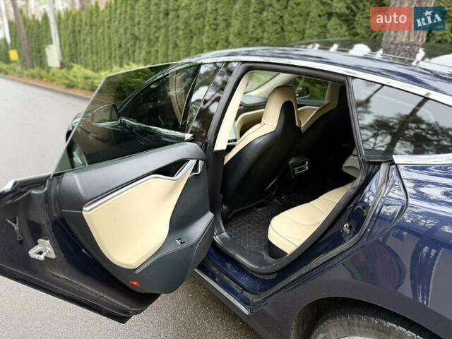 Синий Тесла Модель С, объемом двигателя 0 л и пробегом 199 тыс. км за 10700 $, фото 14 на Automoto.ua