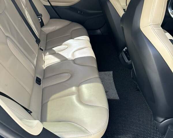 Синий Тесла Модель С, объемом двигателя 0 л и пробегом 120 тыс. км за 15200 $, фото 7 на Automoto.ua