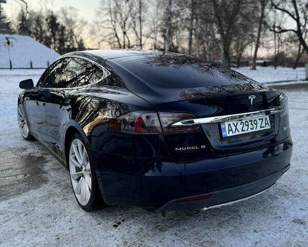 Синий Тесла Модель С, объемом двигателя 0 л и пробегом 371 тыс. км за 11000 $, фото 3 на Automoto.ua