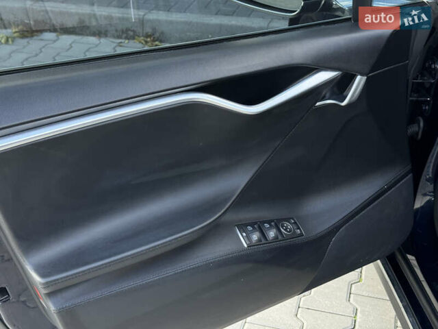 Синий Тесла Модель С, объемом двигателя 0 л и пробегом 200 тыс. км за 14900 $, фото 9 на Automoto.ua