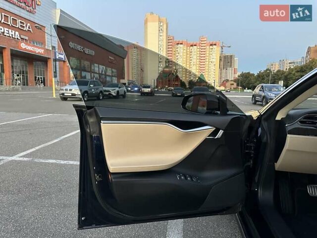 Синій Тесла Модель С, об'ємом двигуна 0 л та пробігом 165 тис. км за 13300 $, фото 34 на Automoto.ua