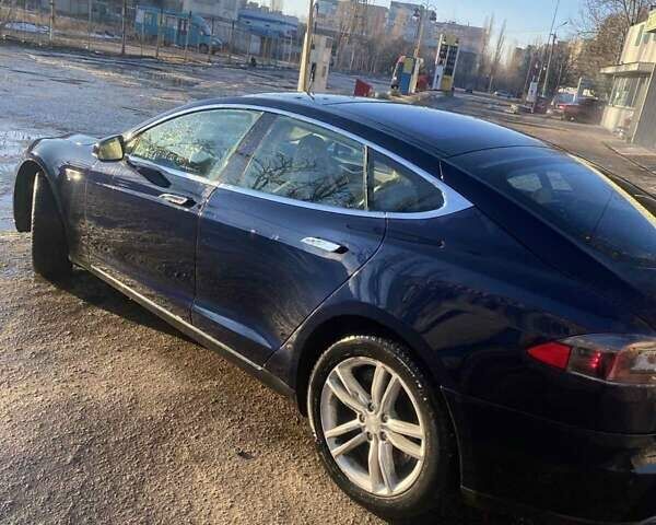 Синий Тесла Модель С, объемом двигателя 0 л и пробегом 100 тыс. км за 14999 $, фото 20 на Automoto.ua