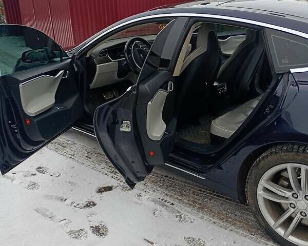 Синій Тесла Модель С, об'ємом двигуна 0 л та пробігом 186 тис. км за 11300 $, фото 14 на Automoto.ua