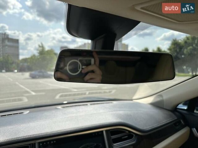 Тесла Модель С 2013 у Києві на Automoto.ua Синій Тесла Модель С, об'ємом двигуна 0 л та пробігом 165 тис. км за 13333 $, фото 21 на Automoto.ua