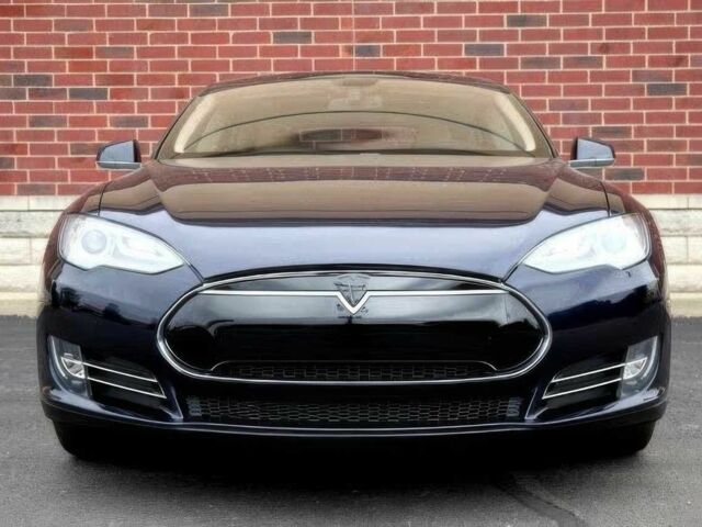 Синий Тесла Модель С, объемом двигателя 0 л и пробегом 88 тыс. км за 13200 $, фото 1 на Automoto.ua
