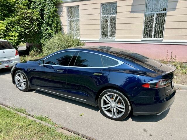 Синій Тесла Модель С, об'ємом двигуна 0 л та пробігом 235 тис. км за 15500 $, фото 1 на Automoto.ua