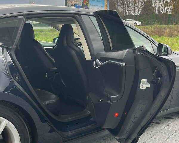 Синій Тесла Модель С, об'ємом двигуна 0 л та пробігом 131 тис. км за 12700 $, фото 38 на Automoto.ua