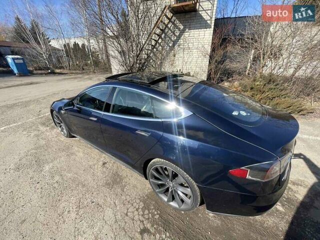 Синій Тесла Модель С, об'ємом двигуна 0 л та пробігом 250 тис. км за 12700 $, фото 38 на Automoto.ua