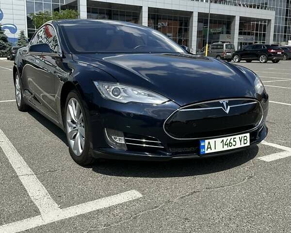 Тесла Модель С 2013 у Києві на Automoto.ua Синій Тесла Модель С, об'ємом двигуна 0 л та пробігом 165 тис. км за 13333 $, фото 1 на Automoto.ua