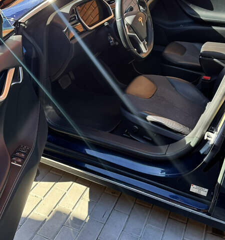 Синій Тесла Модель С, об'ємом двигуна 0 л та пробігом 220 тис. км за 11700 $, фото 28 на Automoto.ua