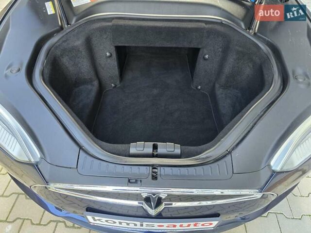 Синій Тесла Модель С, об'ємом двигуна 0 л та пробігом 155 тис. км за 12499 $, фото 63 на Automoto.ua