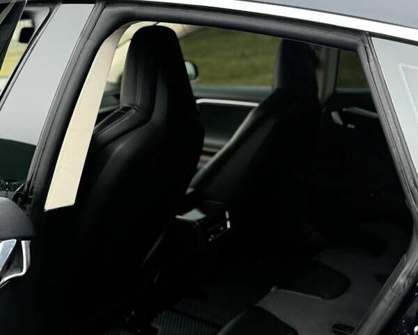 Синій Тесла Модель С, об'ємом двигуна 0 л та пробігом 267 тис. км за 11950 $, фото 19 на Automoto.ua