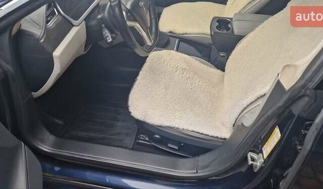 Синий Тесла Модель С, объемом двигателя 0 л и пробегом 145 тыс. км за 16600 $, фото 30 на Automoto.ua