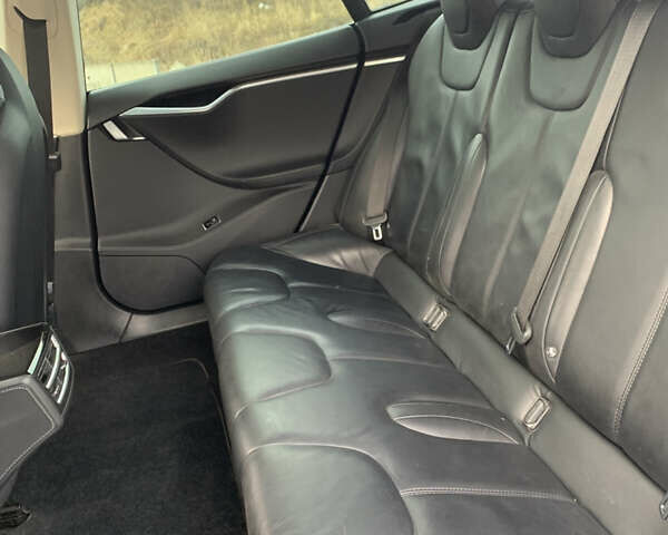 Синий Тесла Модель С, объемом двигателя 0 л и пробегом 225 тыс. км за 11900 $, фото 45 на Automoto.ua