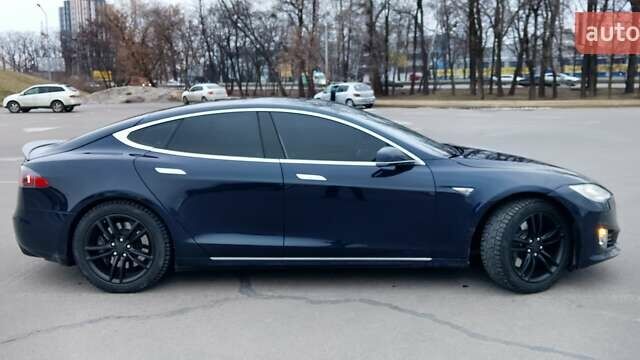 Синий Тесла Модель С, объемом двигателя 0 л и пробегом 193 тыс. км за 19900 $, фото 20 на Automoto.ua