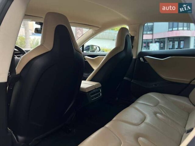 Синій Тесла Модель С, об'ємом двигуна 0 л та пробігом 140 тис. км за 12500 $, фото 14 на Automoto.ua