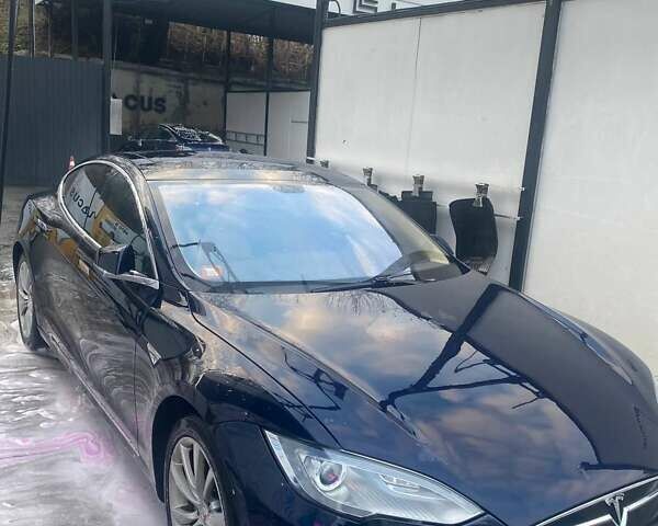 Синий Тесла Модель С, объемом двигателя 0 л и пробегом 300 тыс. км за 14000 $, фото 5 на Automoto.ua