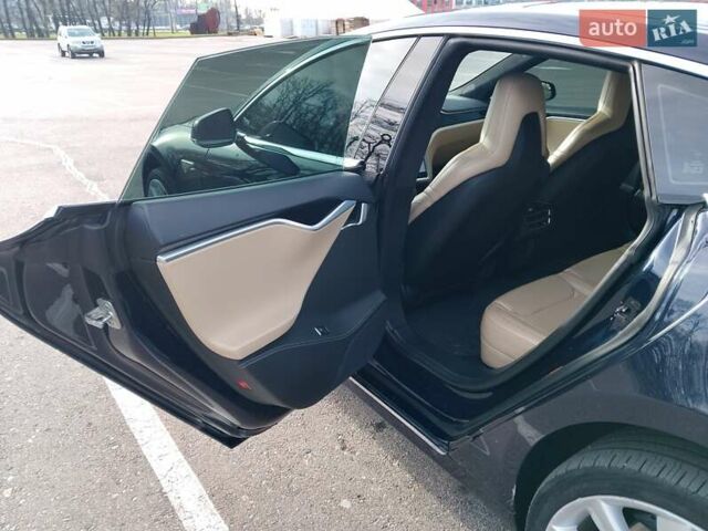 Синий Тесла Модель С, объемом двигателя 0 л и пробегом 193 тыс. км за 19900 $, фото 11 на Automoto.ua