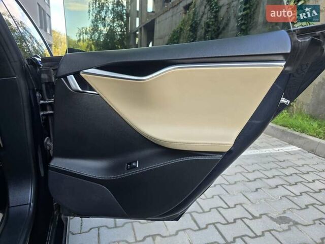 Синій Тесла Модель С, об'ємом двигуна 0 л та пробігом 155 тис. км за 12499 $, фото 57 на Automoto.ua