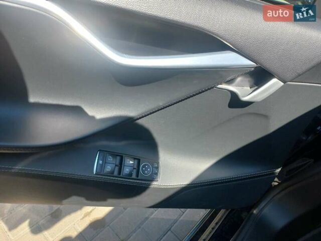 Синий Тесла Модель С, объемом двигателя 0 л и пробегом 180 тыс. км за 11300 $, фото 9 на Automoto.ua