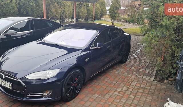 Синий Тесла Модель С, объемом двигателя 0 л и пробегом 145 тыс. км за 16600 $, фото 43 на Automoto.ua