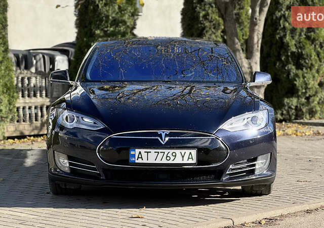Синий Тесла Модель С, объемом двигателя 0 л и пробегом 200 тыс. км за 15400 $, фото 1 на Automoto.ua