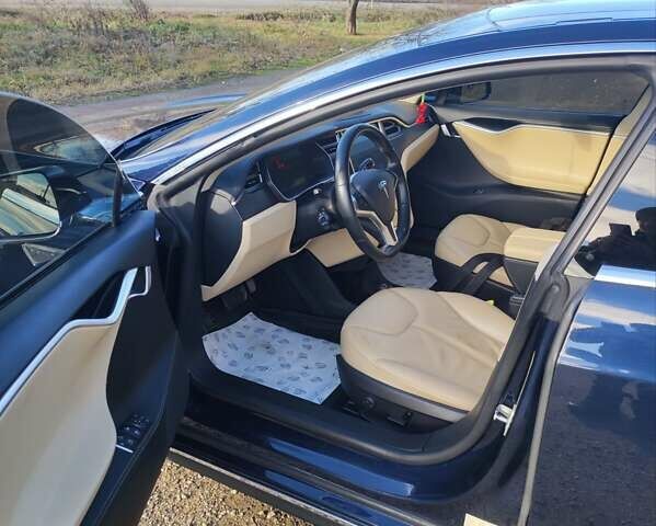 Синій Тесла Модель С, об'ємом двигуна 0 л та пробігом 120 тис. км за 14999 $, фото 8 на Automoto.ua