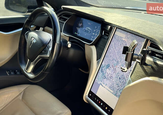 Синий Тесла Модель С, объемом двигателя 0 л и пробегом 200 тыс. км за 15400 $, фото 27 на Automoto.ua