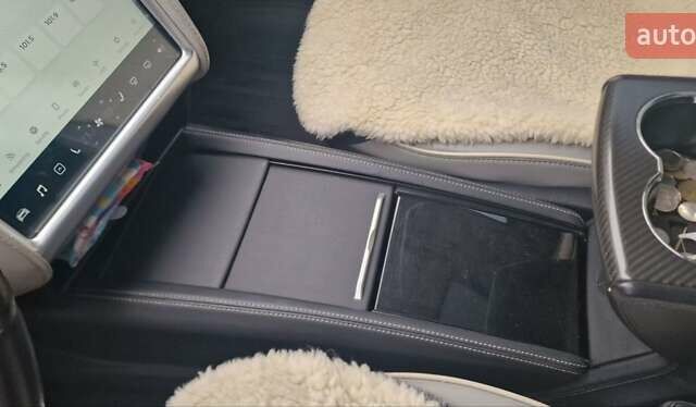 Синий Тесла Модель С, объемом двигателя 0 л и пробегом 145 тыс. км за 16600 $, фото 27 на Automoto.ua