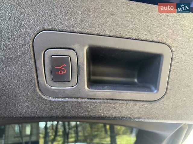 Тесла Модель С 2014 в Хмельницком на Automoto.ua Синий Тесла Модель С, объемом двигателя 0 л и пробегом 267 тыс. км за 12950 $, фото 28 на Automoto.ua