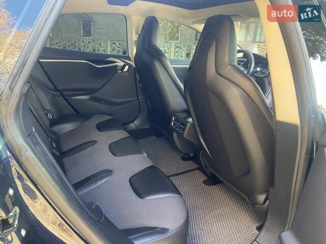 Тесла Модель С 2014 в Хмельницком на Automoto.ua Синий Тесла Модель С, объемом двигателя 0 л и пробегом 267 тыс. км за 12950 $, фото 20 на Automoto.ua