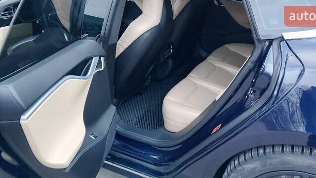 Синий Тесла Модель С, объемом двигателя 0 л и пробегом 193 тыс. км за 19900 $, фото 33 на Automoto.ua