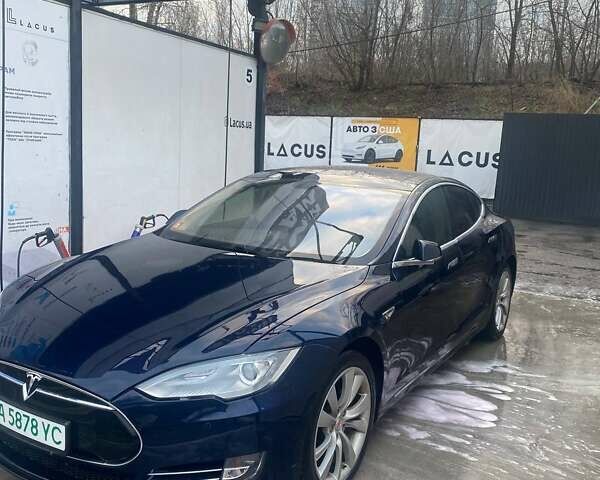 Синий Тесла Модель С, объемом двигателя 0 л и пробегом 300 тыс. км за 14000 $, фото 1 на Automoto.ua