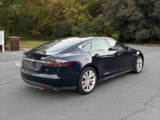 Синий Тесла Модель С, объемом двигателя 0 л и пробегом 90 тыс. км за 6000 $, фото 5 на Automoto.ua