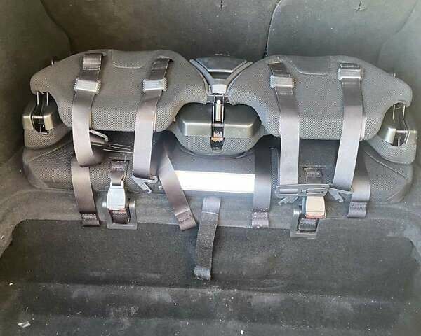 Синій Тесла Модель С, об'ємом двигуна 0 л та пробігом 267 тис. км за 11950 $, фото 34 на Automoto.ua