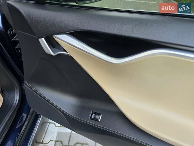 Синій Тесла Модель С, об'ємом двигуна 0 л та пробігом 155 тис. км за 12499 $, фото 51 на Automoto.ua